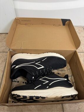 Diadora Black Athletic Sneakers with Cream Sole